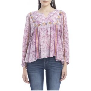 NWT Myra MARJORIE EMBROIDERED FLORAL ACCENT TOP